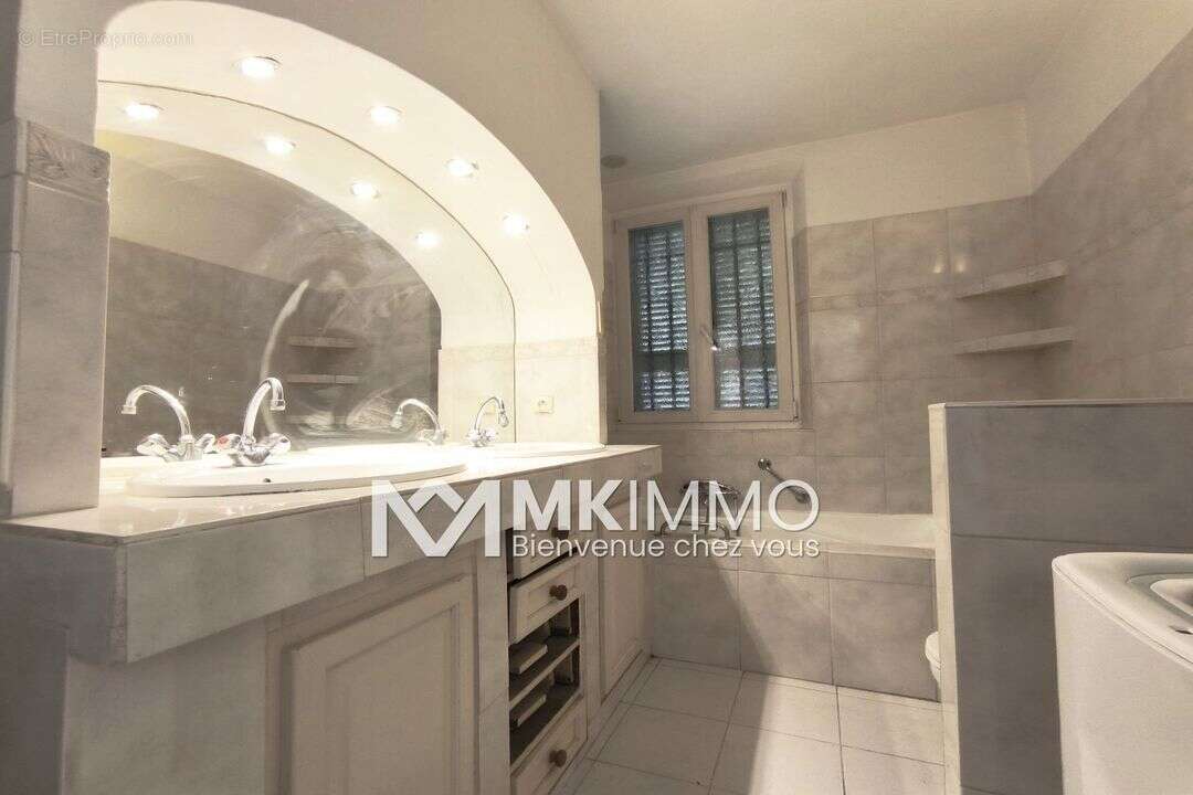 Maison à LA COLLE-SUR-LOUP