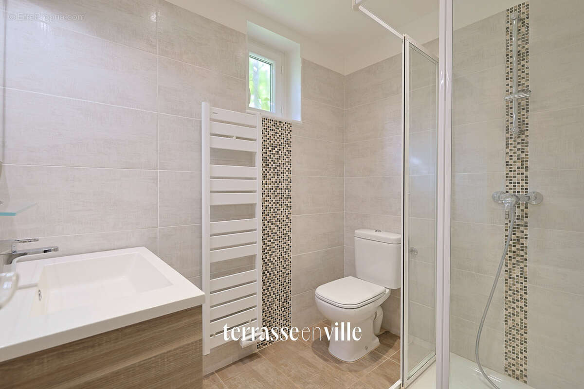 Maison à LA FARLEDE