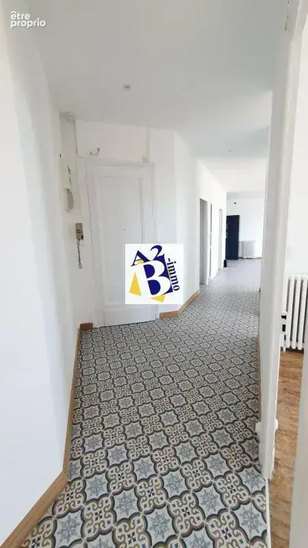 Place victor Hugo, Appt T5 de Standing, 123m² - photo 3