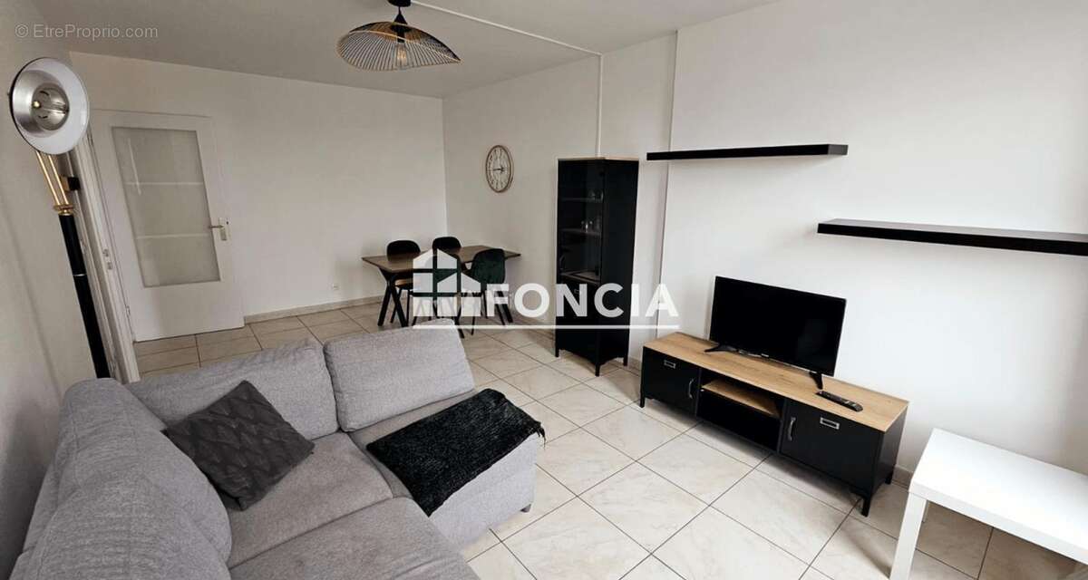 Appartement à SAINT-DENIS
