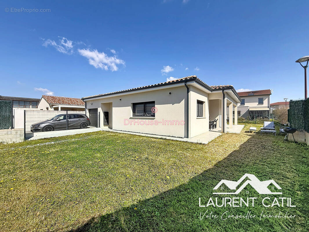 Maison à MOURS-SAINT-EUSEBE