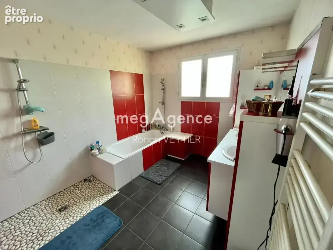 Maison 7 pièces 144 m² 5 chambres - photo 6