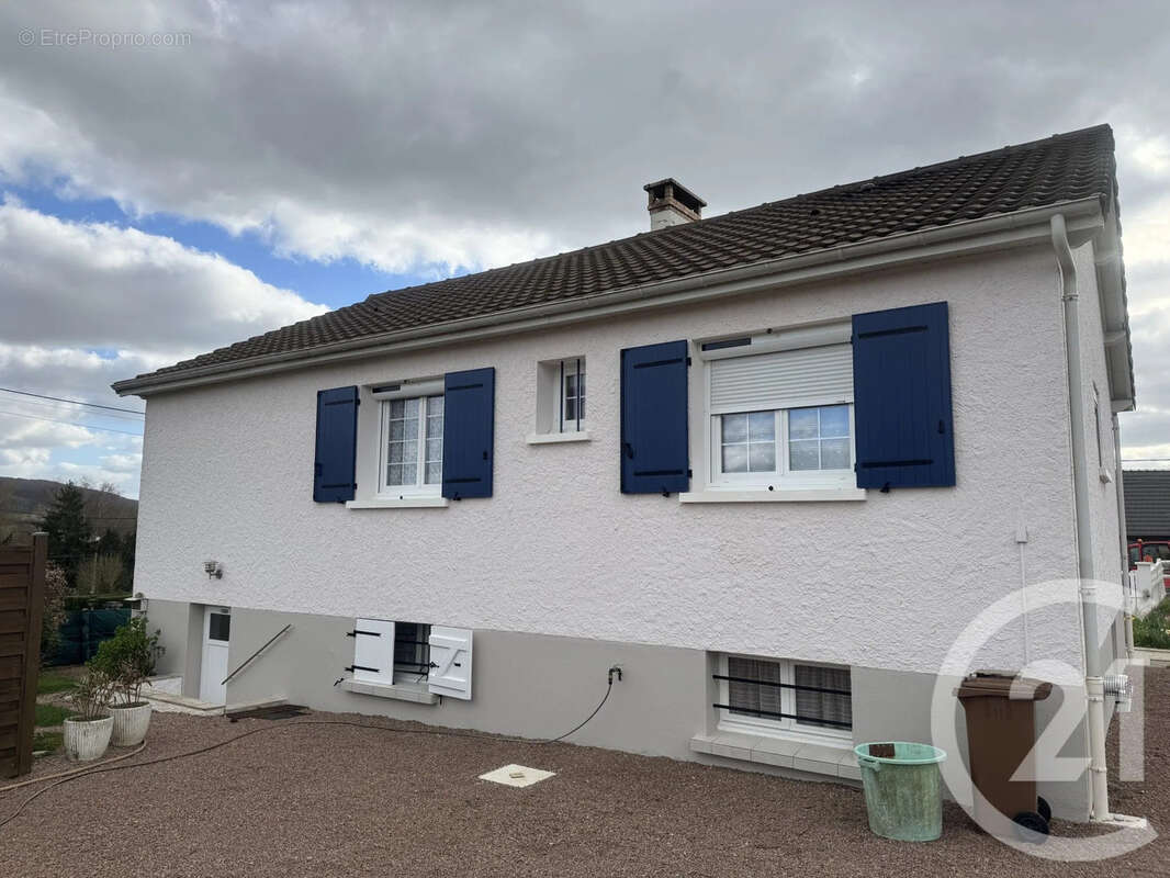 Maison à PREMERY