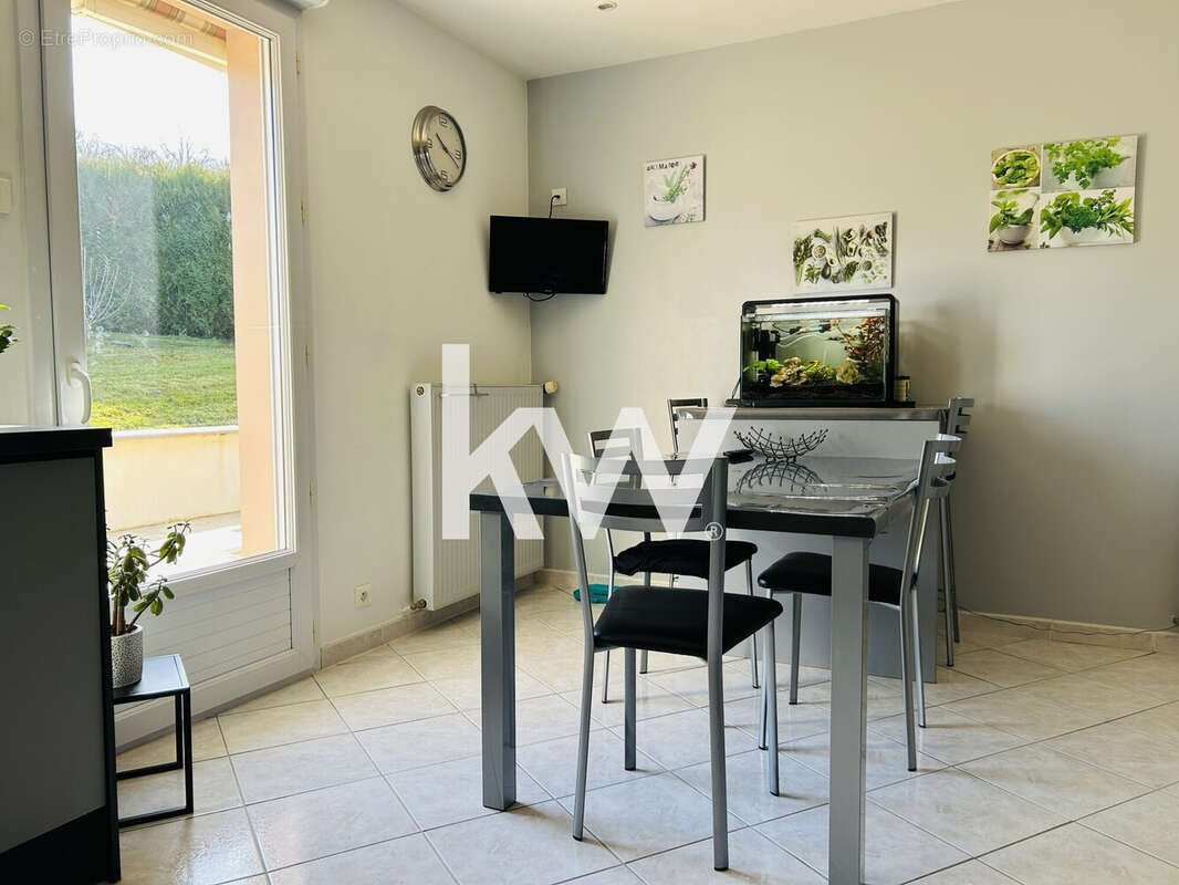 Maison à COLOMBE-LES-VESOUL
