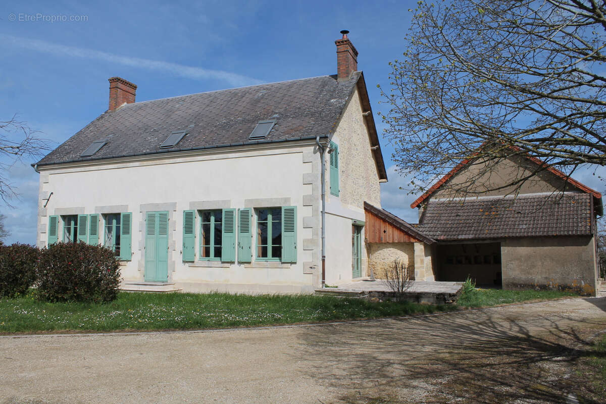 Maison à SAINT-JEANVRIN