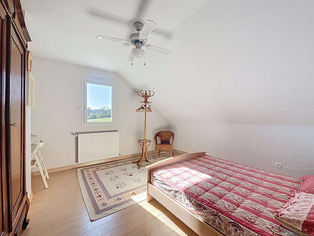 Maison à VELARS-SUR-OUCHE