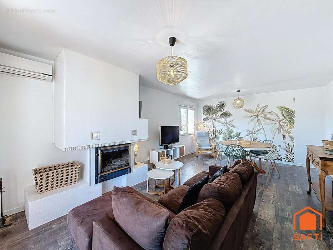 Photo 5 - Maison à REGUSSE