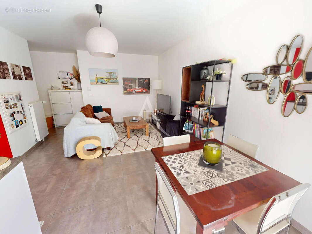 Appartement à ROSNY-SOUS-BOIS