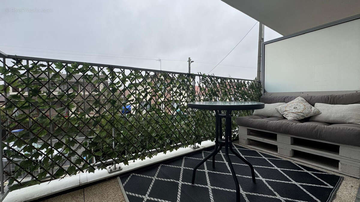 Appartement à LIVRY-GARGAN