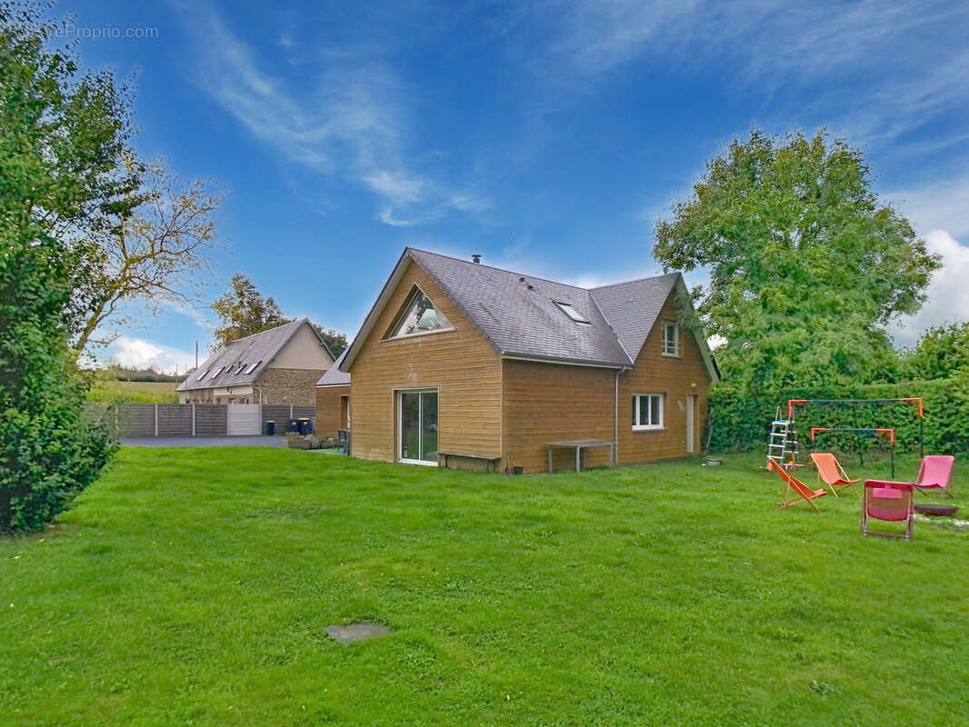 Maison à SAINT-AMAND