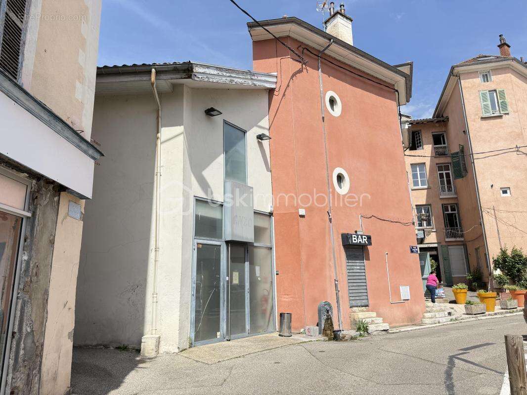 Commerce à VOIRON