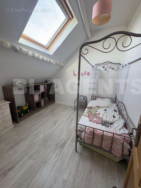 image8 - Maison à LA CHAPELLE-D'AUNAINVILLE