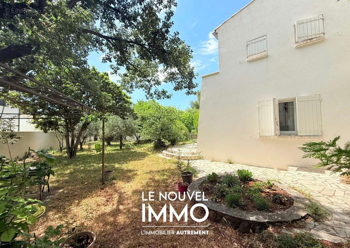 Maison 149 m² à Martigues  - photo 4