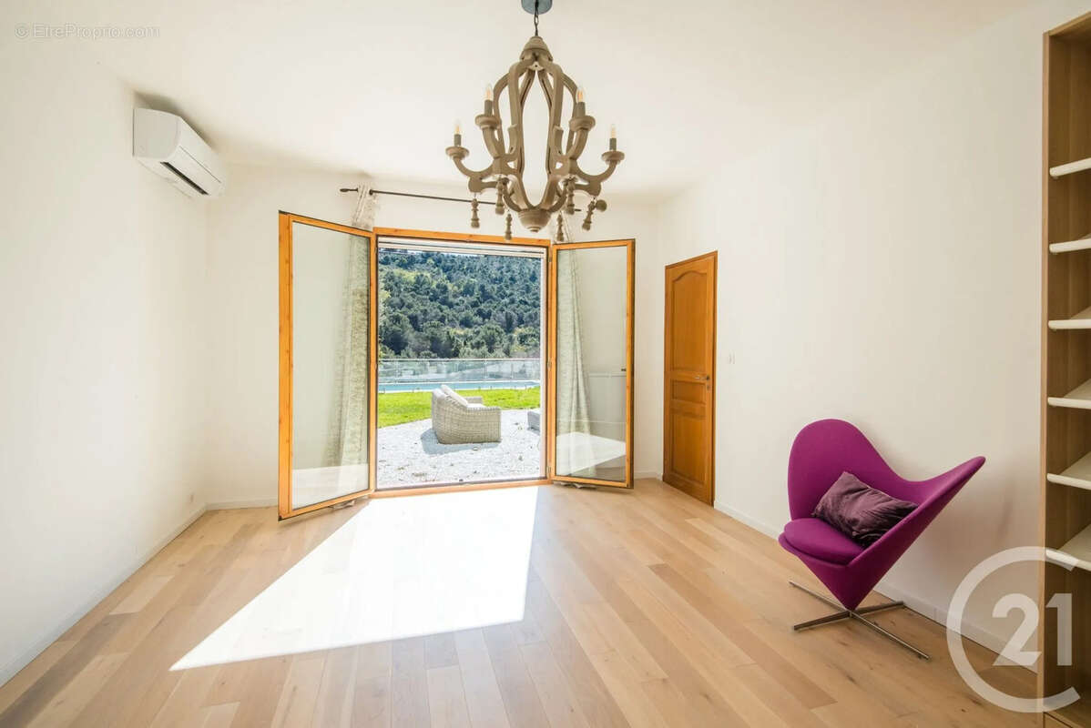 Maison à LA TURBIE