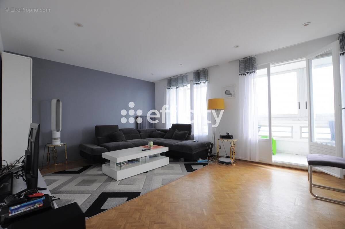 Appartement à VENISSIEUX