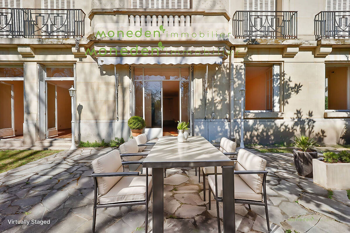 Appartement à PARIS-17E