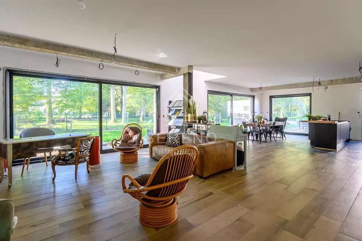 Appartement à POMPONNE