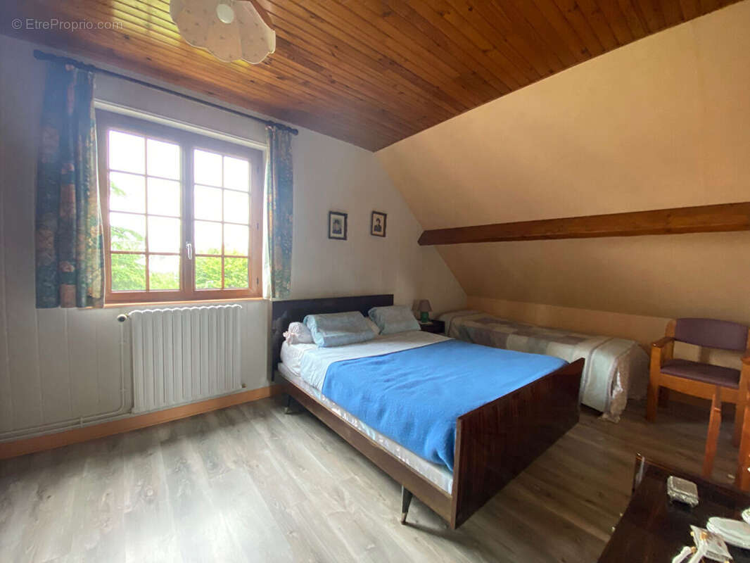 Maison à DAMVILLE