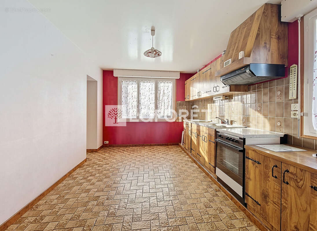 Maison à SAINT-MARCEL