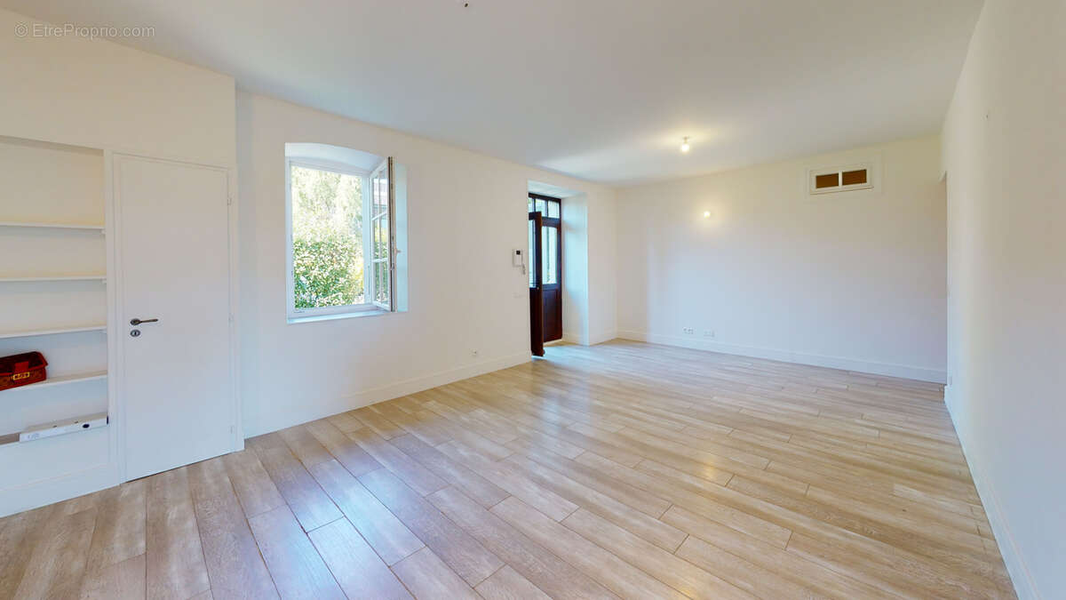 Duplex de caractère dans un manoir du XVIIème siècle   Chens-sur-Léman - photo 3