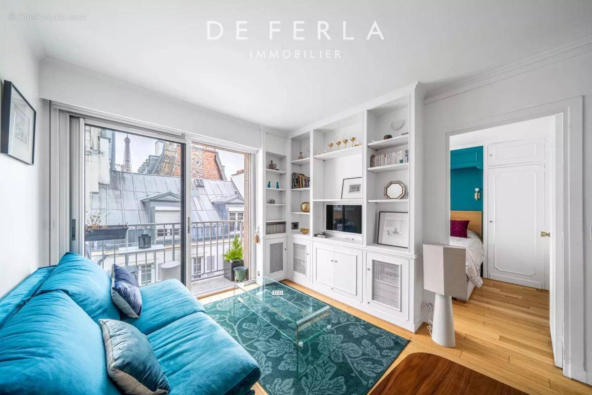 Appartement à PARIS-7E