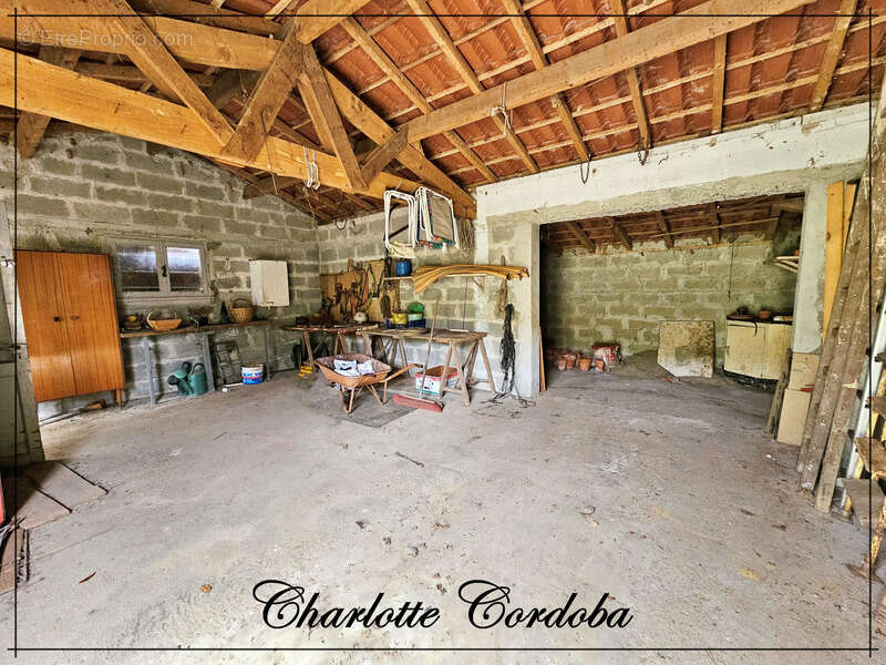 Maison à FEUGAROLLES