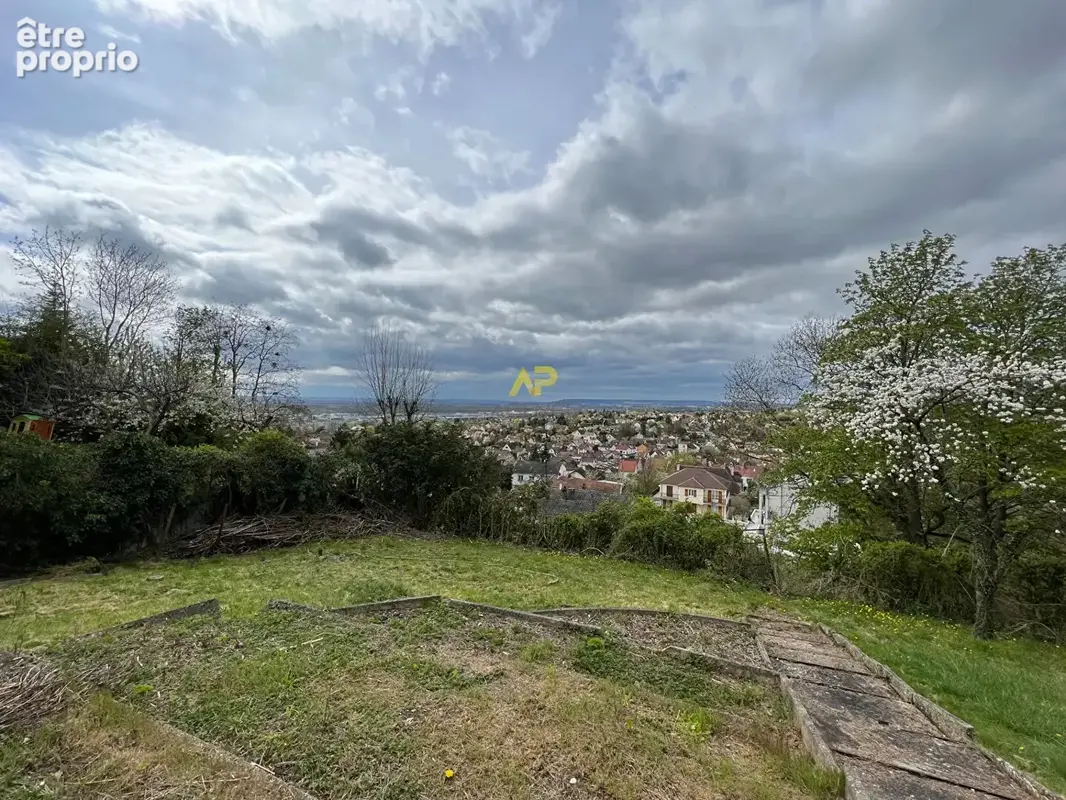 Photo Terrain à Cormeilles-En-Parisis au prix de 220 000€