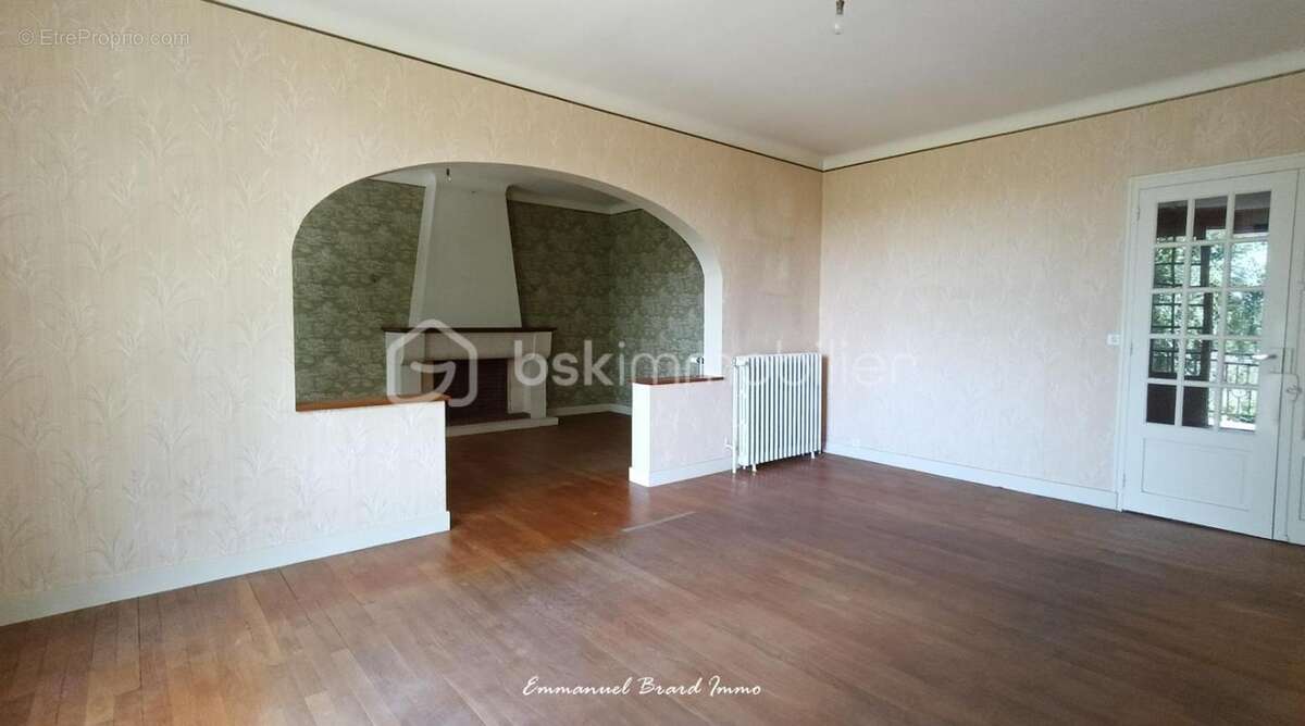 Maison à MONTMORILLON