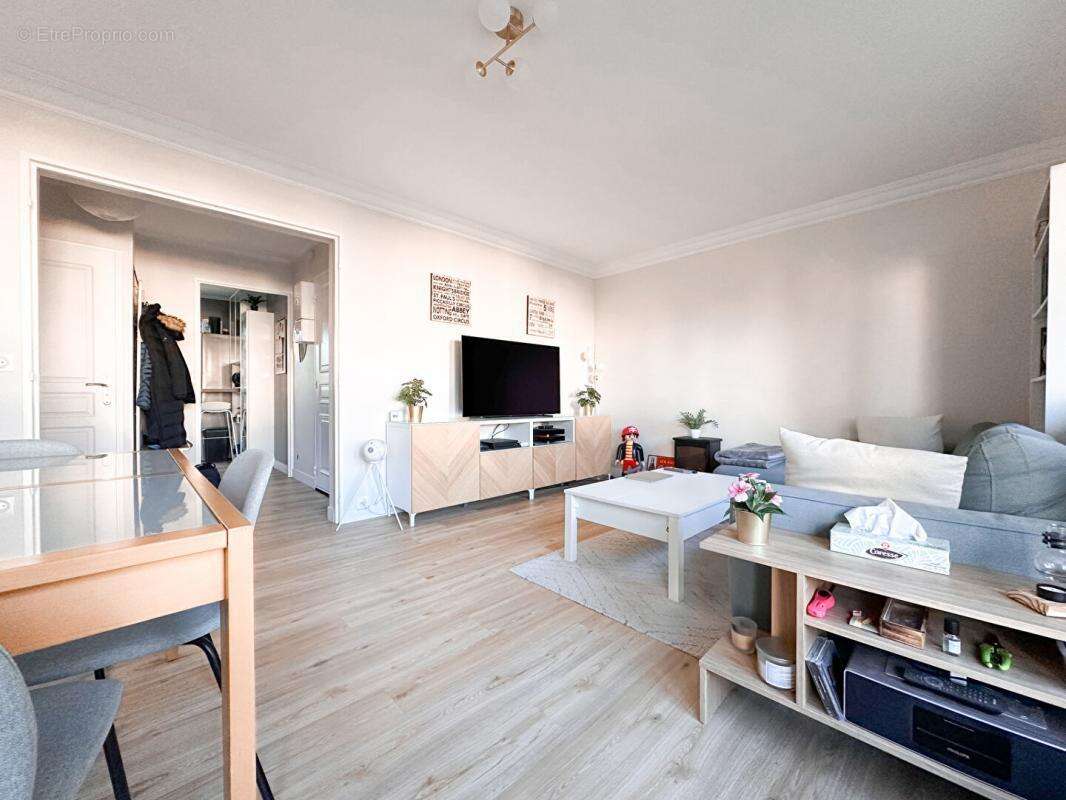 Appartement à SAINT-SEBASTIEN-SUR-LOIRE