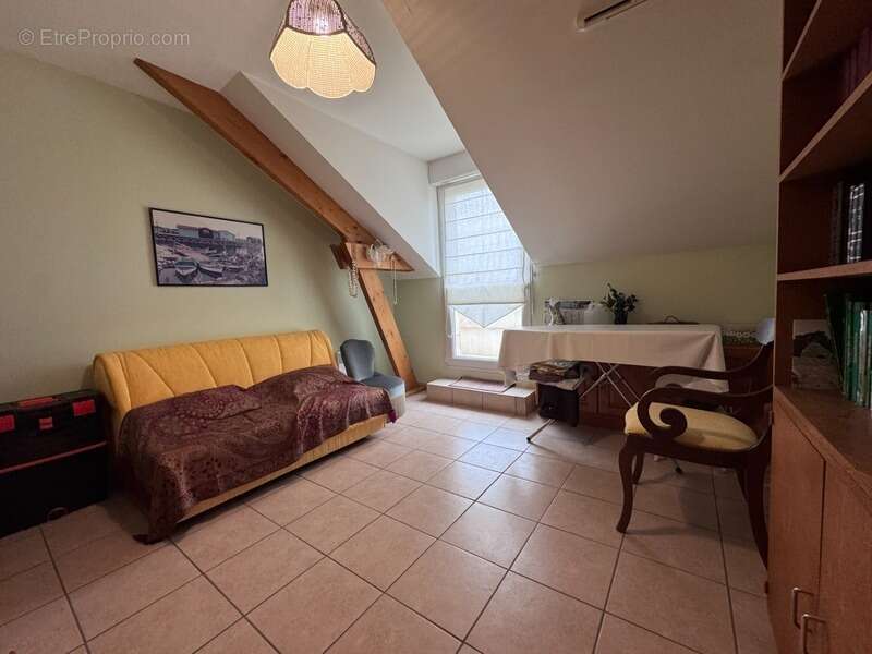 Appartement à SAINT-CYR-SUR-LOIRE