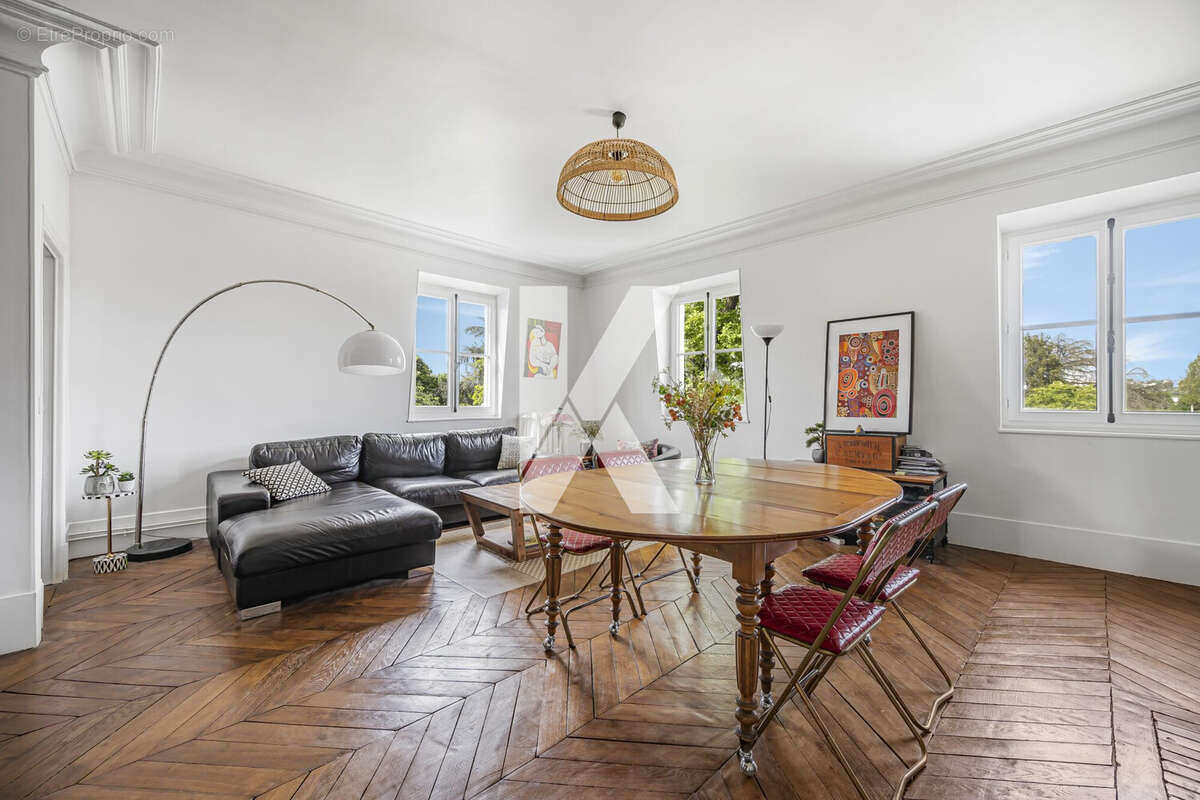 Appartement à SAINT-GRATIEN
