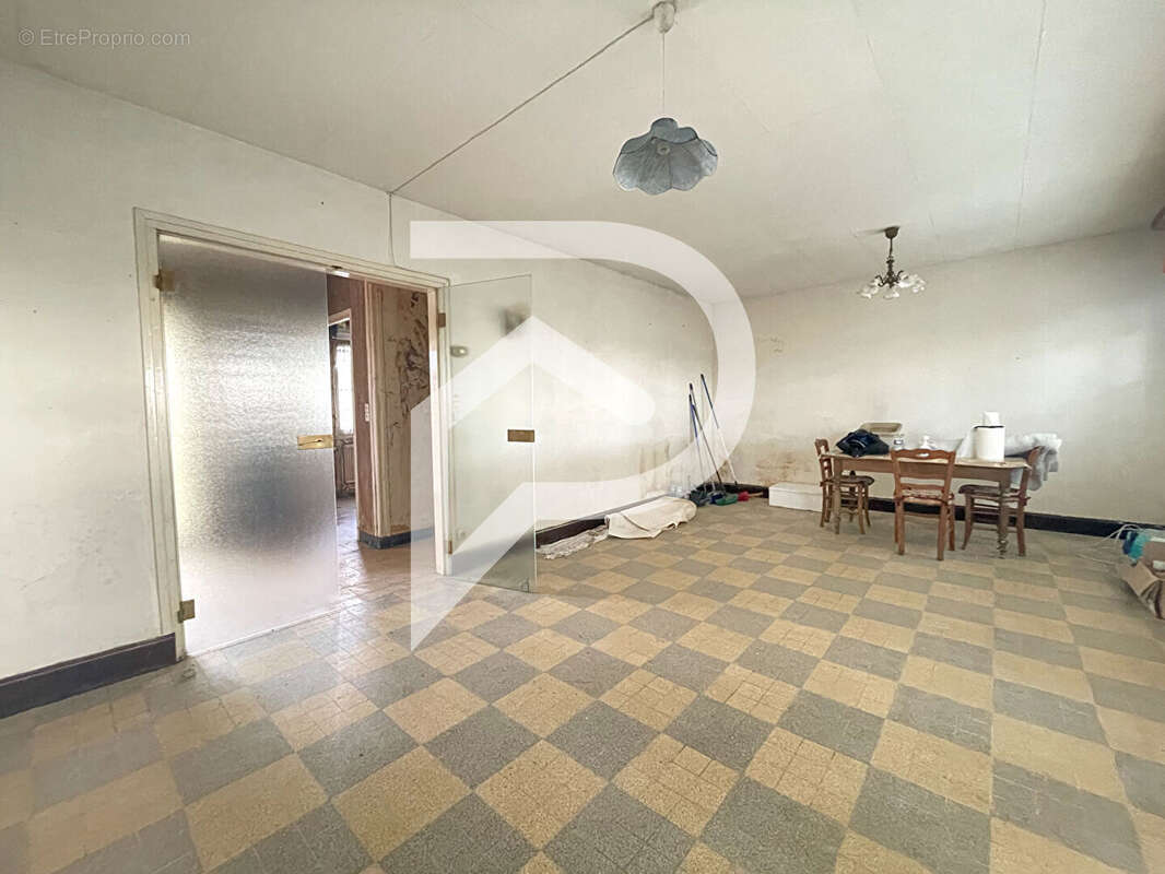 Maison à MONTIGNY-EN-CAMBRESIS