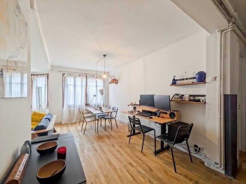 Appartement à EVIAN-LES-BAINS