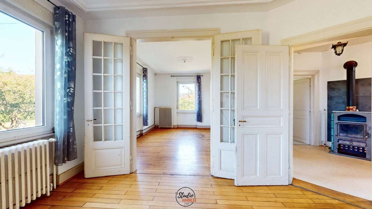 Maison 176 m² à Kutzenhausen  - photo 2