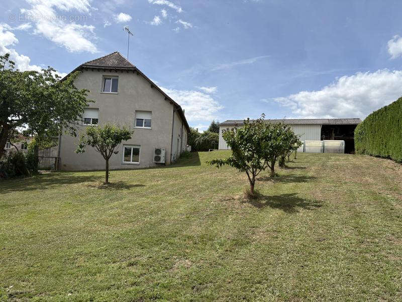 Maison à LUBERSAC