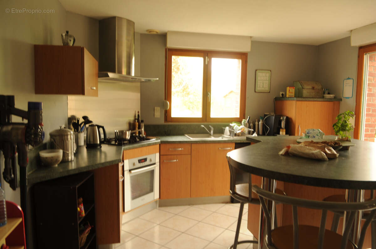 Maison de 104m2 en vente 199900 € à Carvin - photo 5