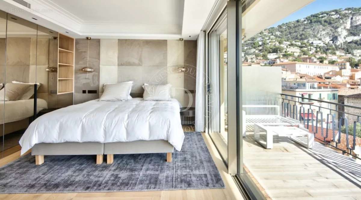 Appartement à VILLEFRANCHE-SUR-MER