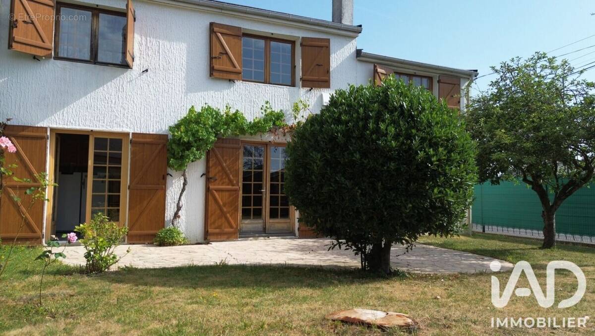 Photo 1 - Maison à CESSON