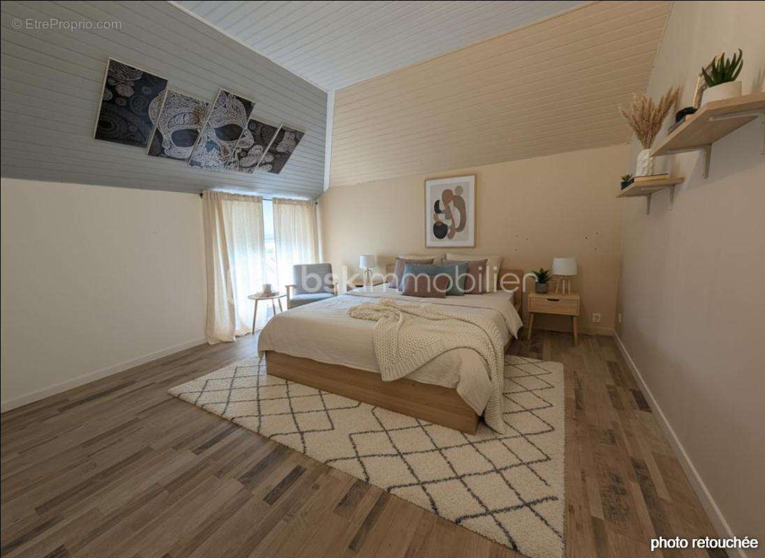 Maison à EGRISELLES-LE-BOCAGE