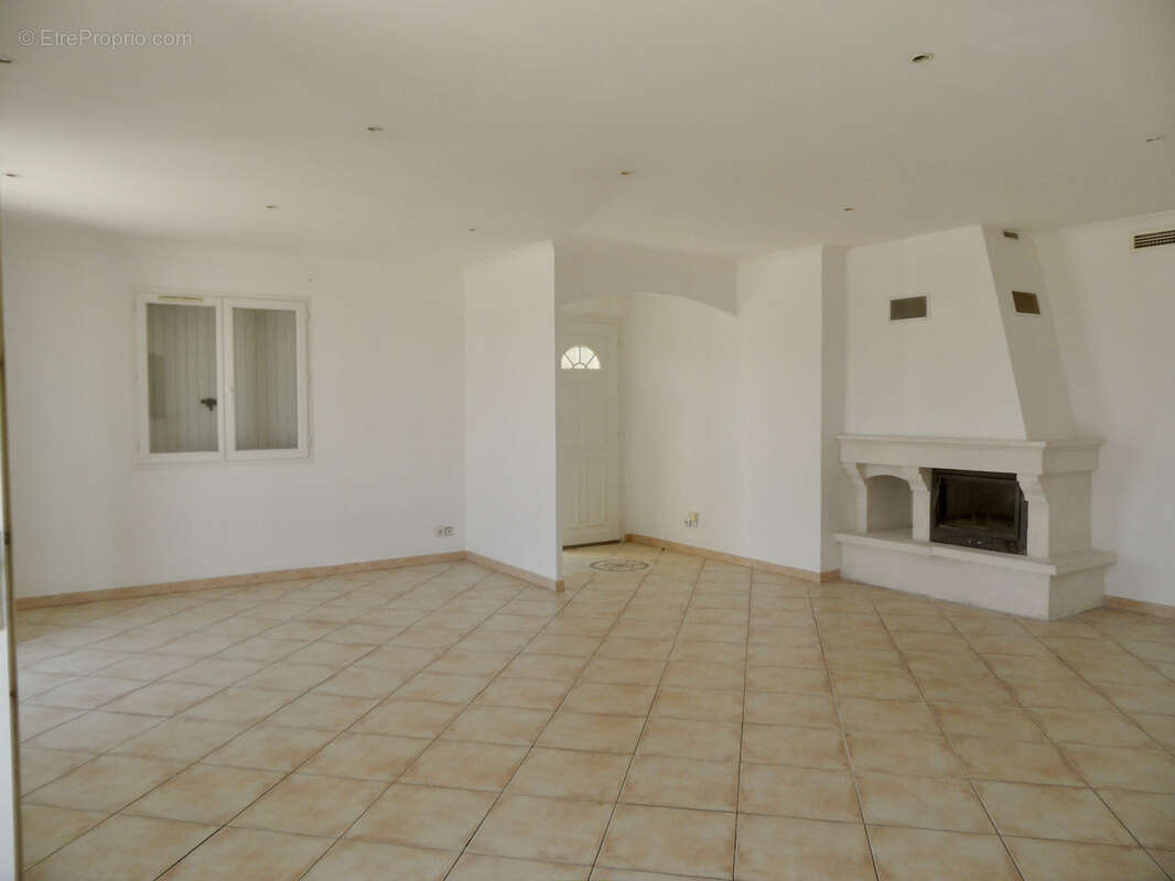Maison à LA PENNE-SUR-HUVEAUNE