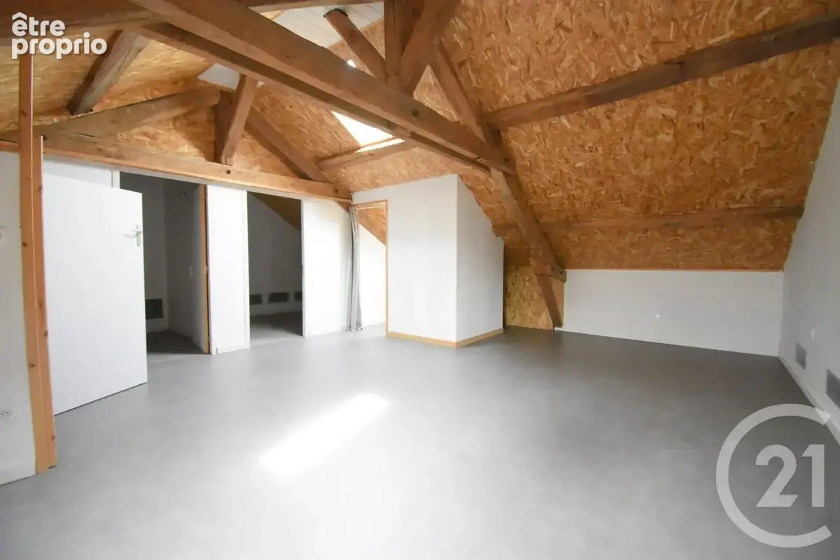 Maison 4 pièces 123 m² à vendre à Le Vernet (03200) - photo 12