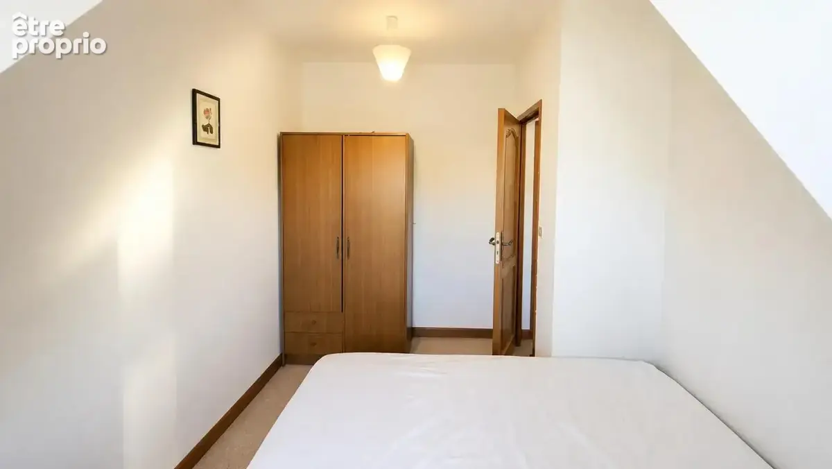 Maison de 8 pièces de 180 m² divisée en 4 appartements - photo 8