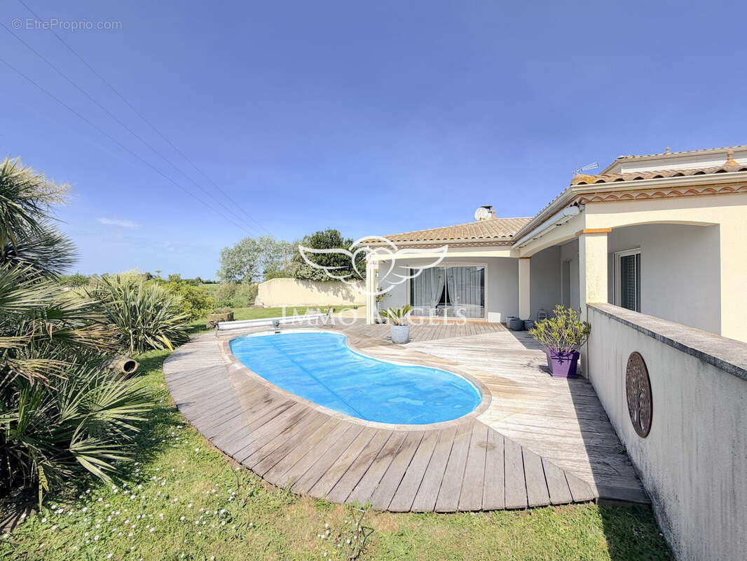 Maison à LE GUA