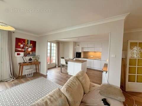 Maison à CENAC-ET-SAINT-JULIEN