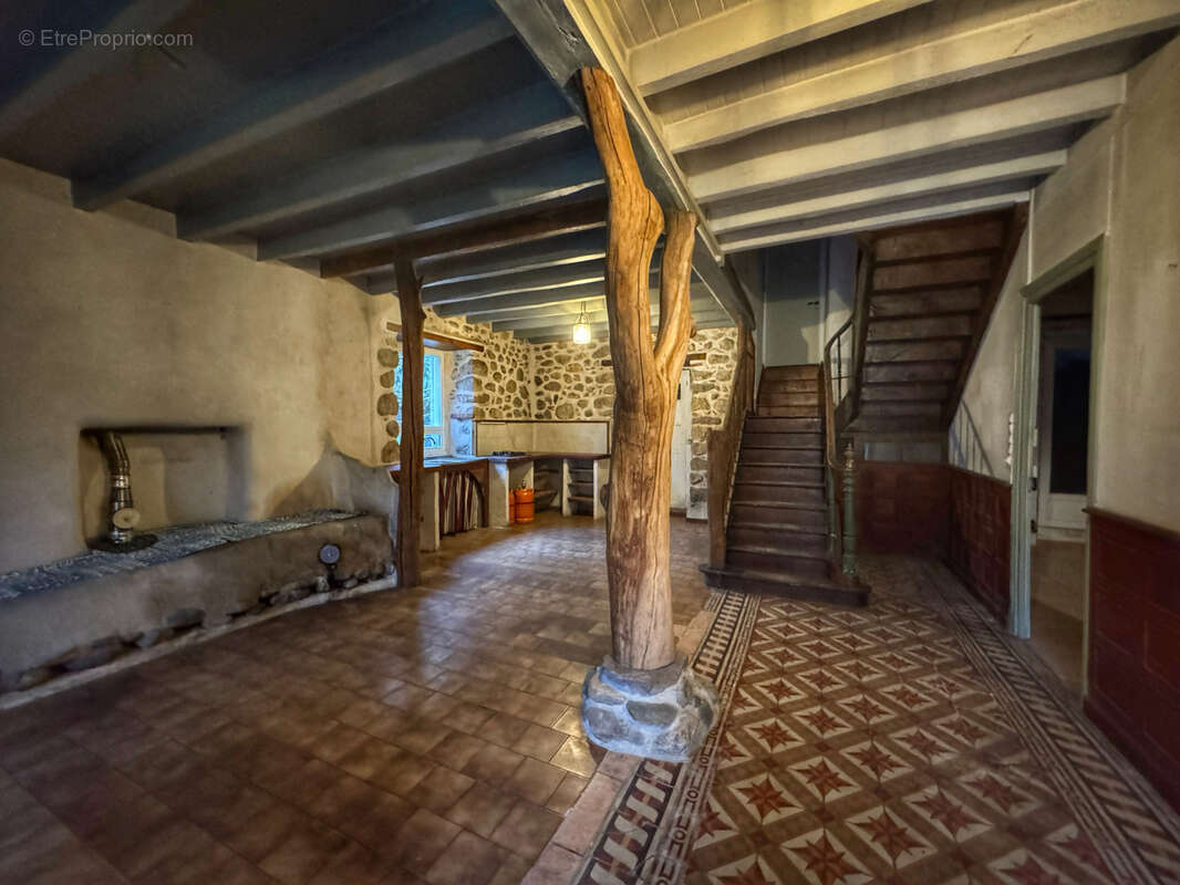 Maison mitoyenne en pierre à Urepel - photo 5