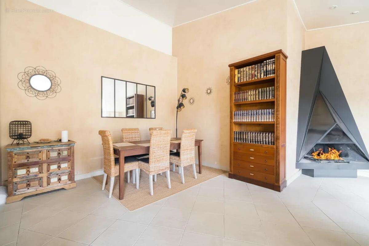 Maison à JACOU