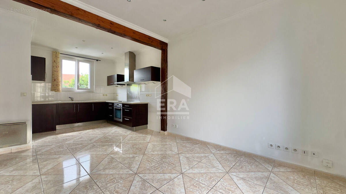 Appartement à JUVISY-SUR-ORGE