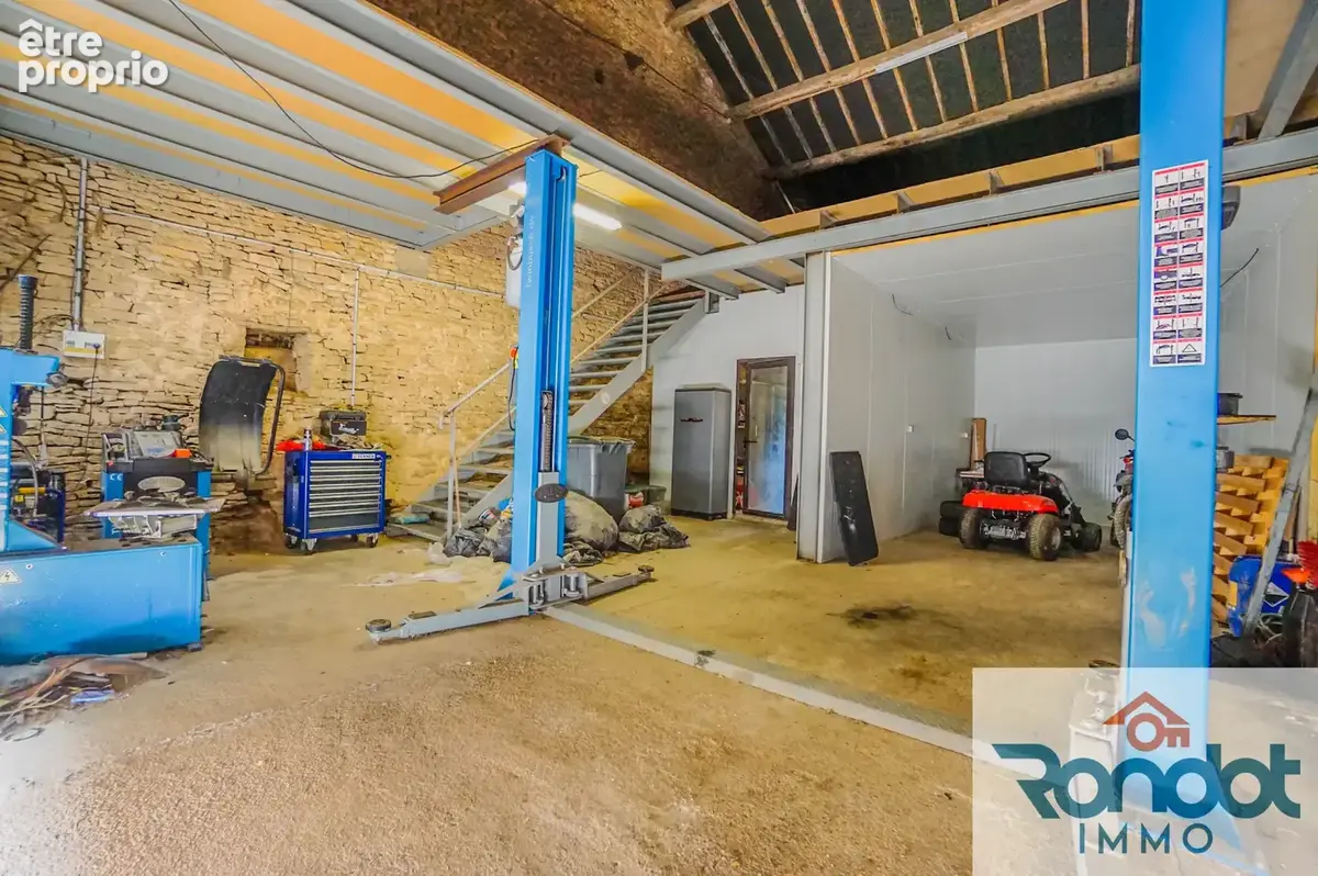 Maison 10 pièces / 4 chambres / 197 m2 / 1170 m2 + garage + atelier - photo 15