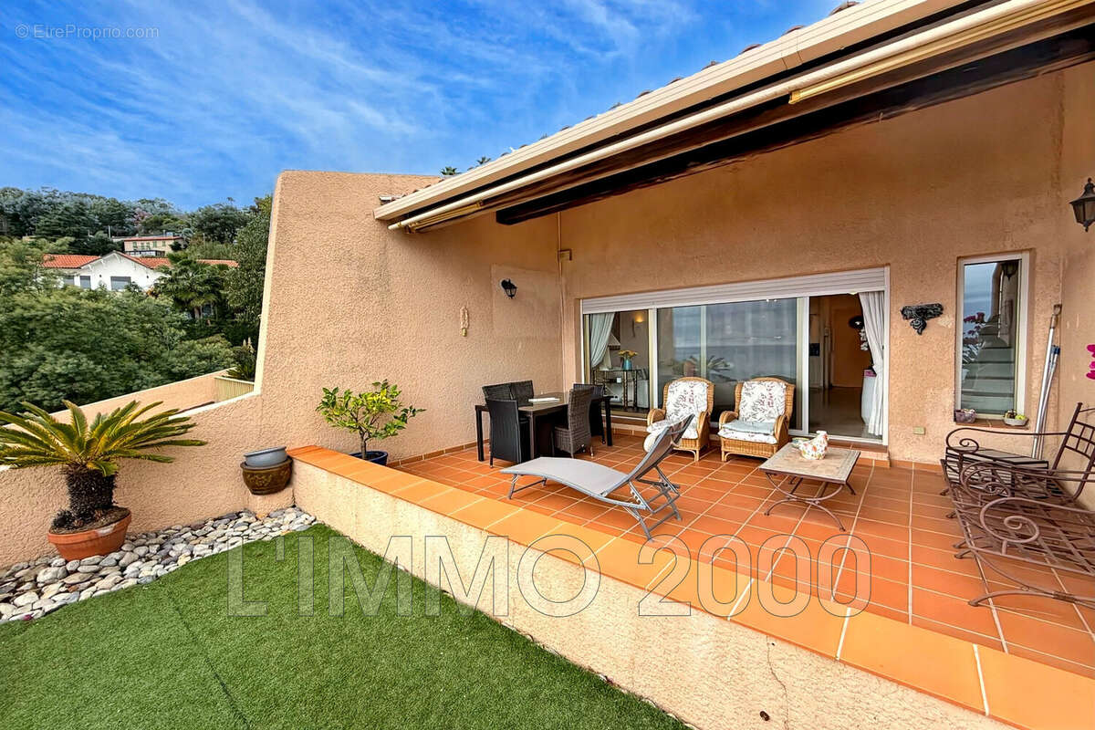 Appartement à VALLAURIS