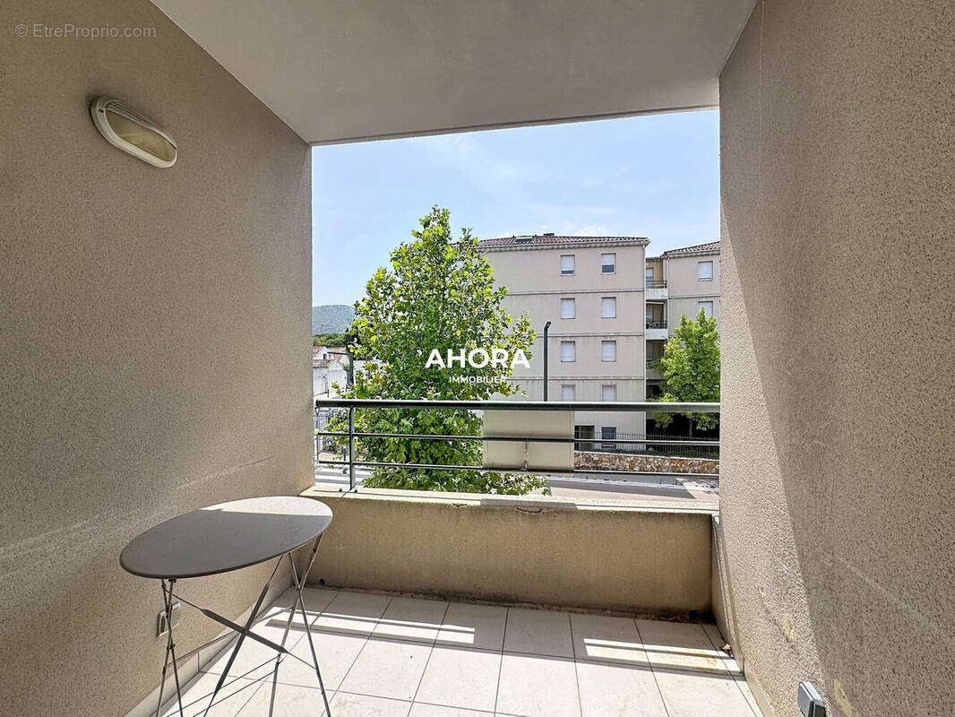 Appartement à MARSEILLE-9E